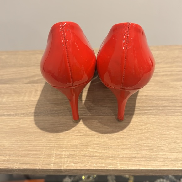 Pre-Owned Salvatore Ferragamo Red Peep Toe Heels - Picture 3 of 9